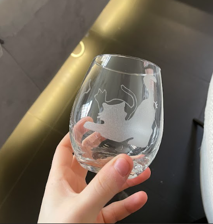 <p>Eerste gegraveerde glas door RVH-Belgium</p>